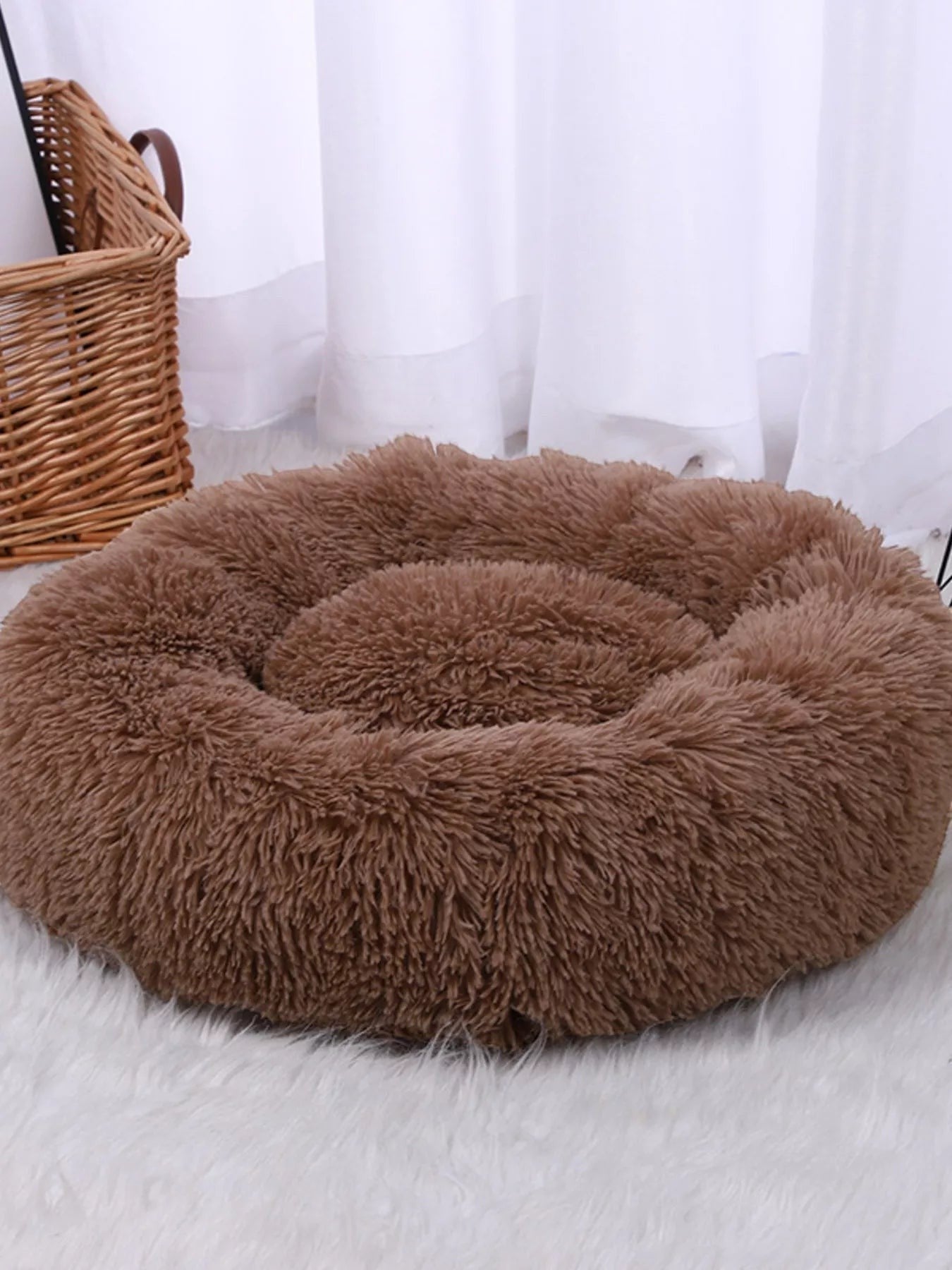 Little Pets Club brown plush donut pet bed with raised edges for comfort and security. Cozy nest design.