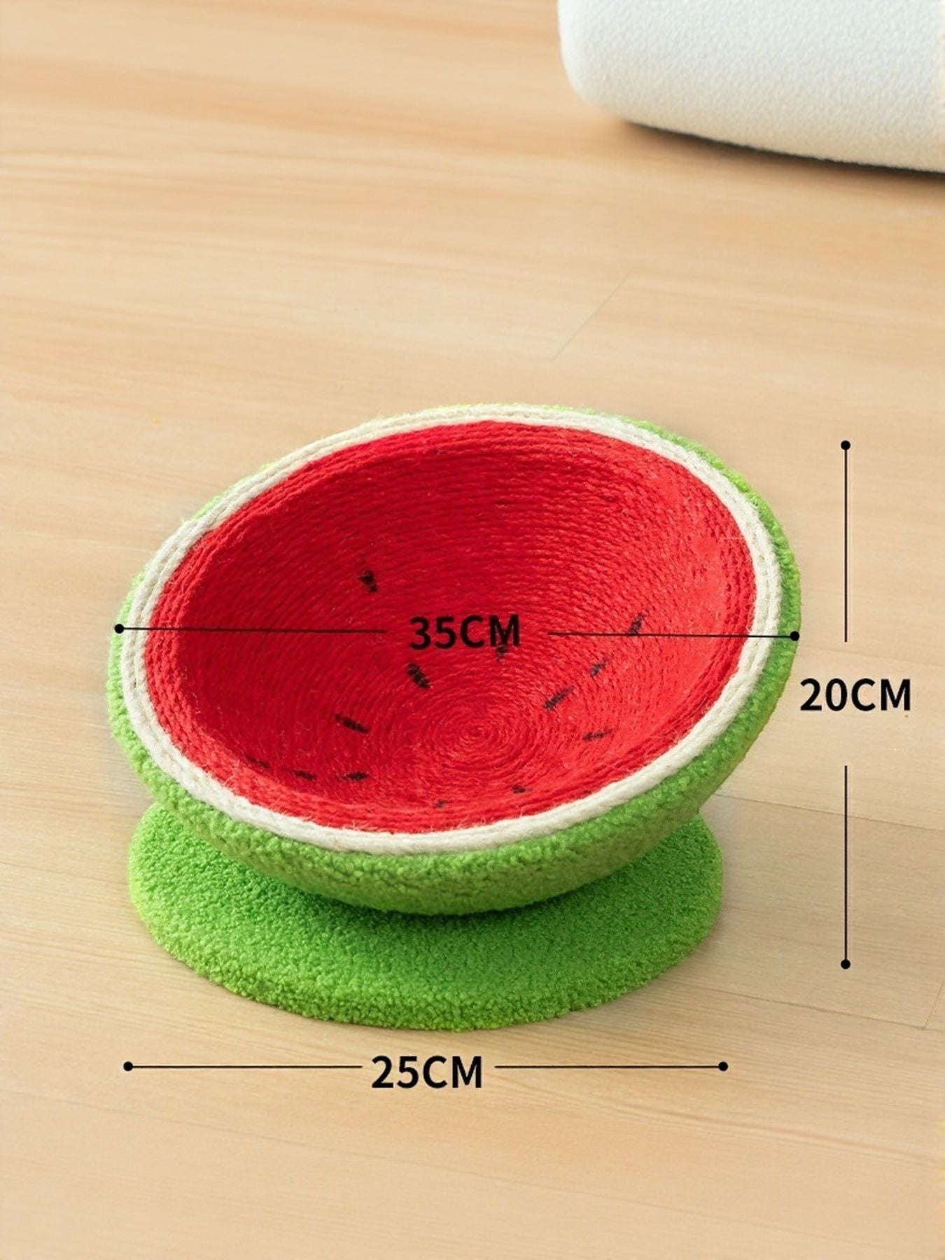 little pets club Watermelon shaped cat scratching post nest, red interior, green exterior, sisal material