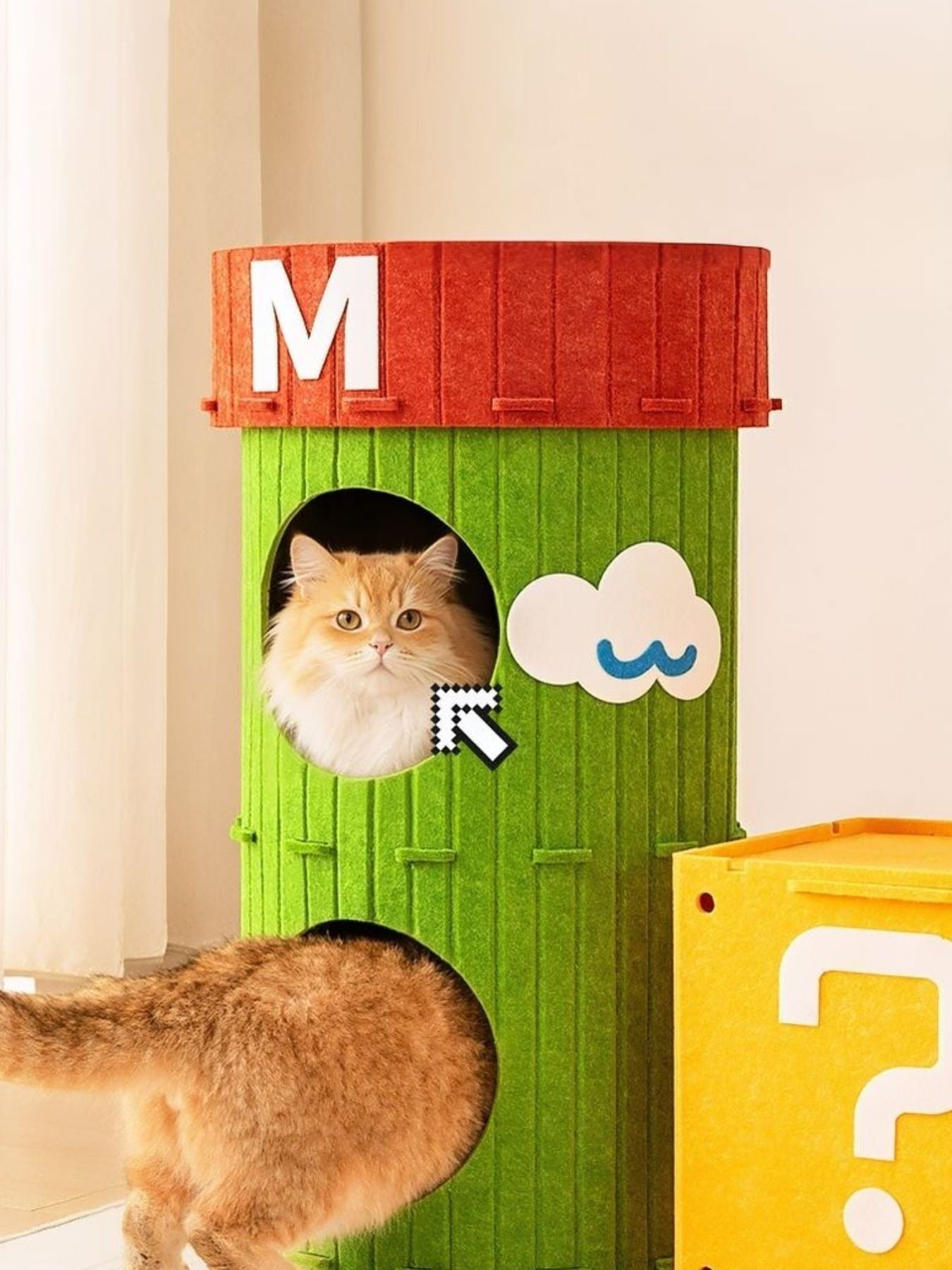 Little Pets Club green felt cat tower with red top, featuring a cat peeking out a window and another cat entering a tunnel.